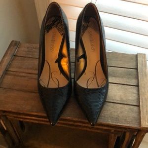 Sam & Libby black pointed toe heels
